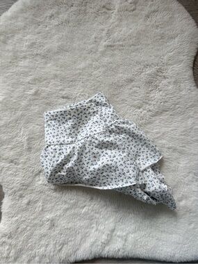 H&M White Tiered Recycled Cotton Floral Skirt